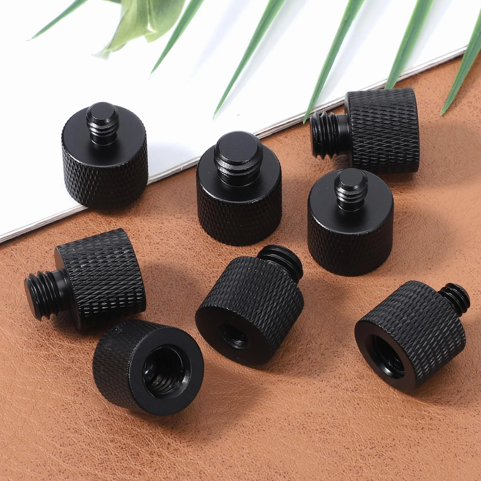 SHENLIU Adapter gwintowany 3/8" na 1/4" ze stopu aluminium do statywu mikrofonowego